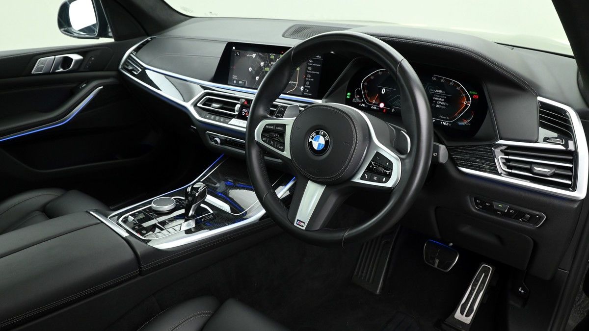 BMW X7 Image 3