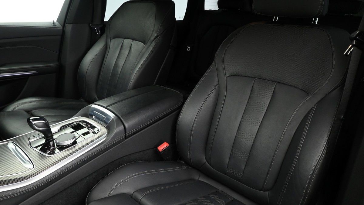 BMW X5 Image 4