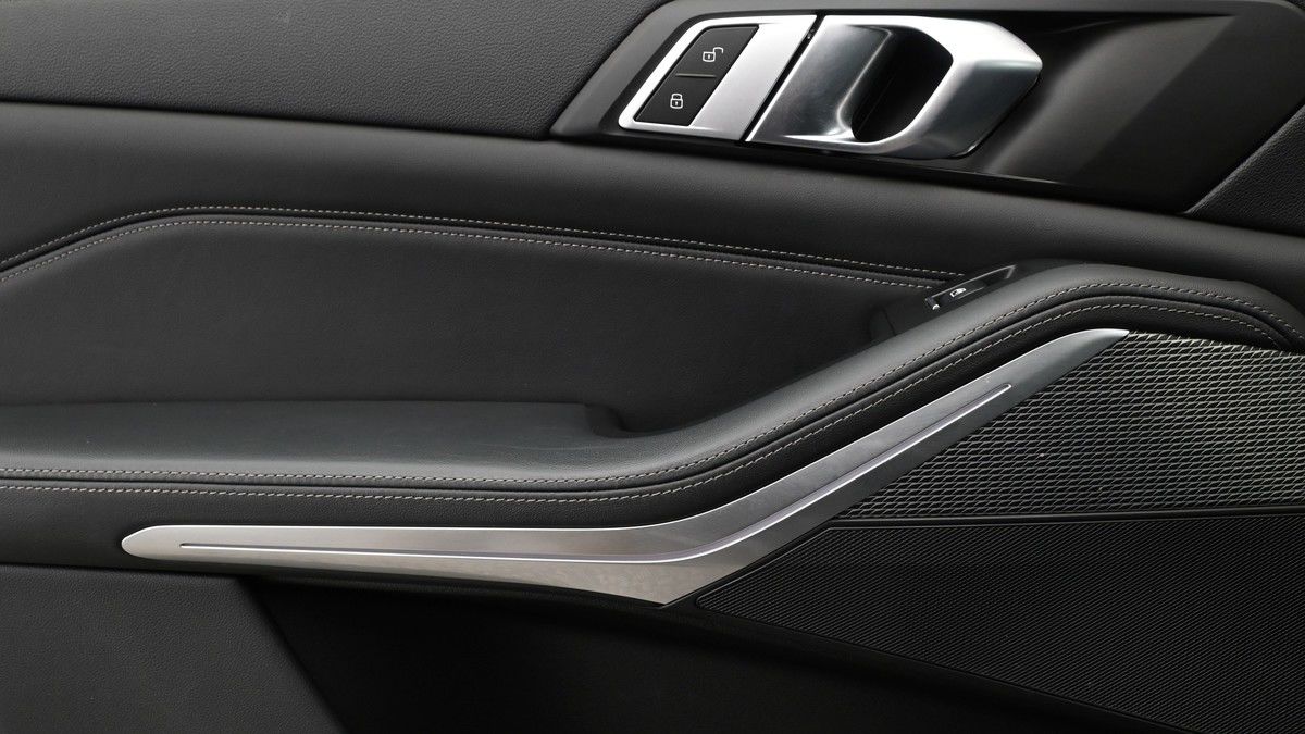 More views of BMW X5