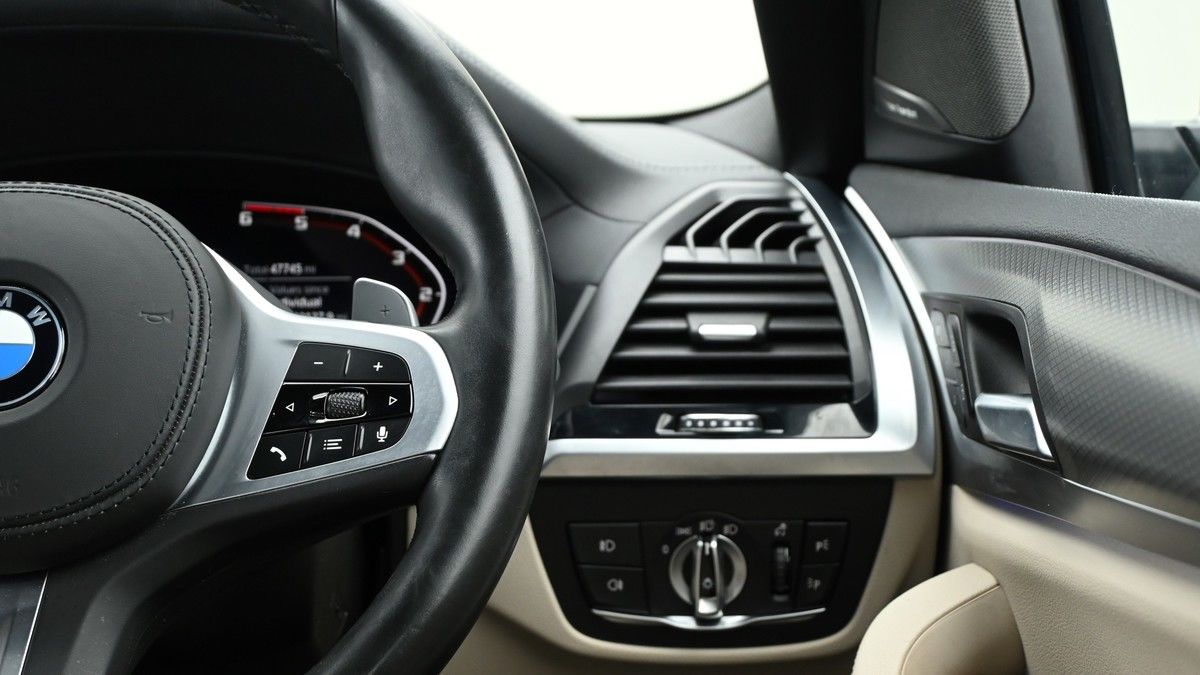 BMW X3 Image 15