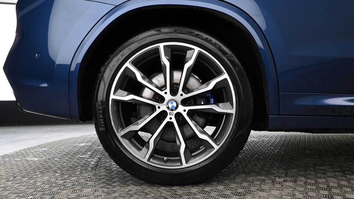 BMW X3 Image 8