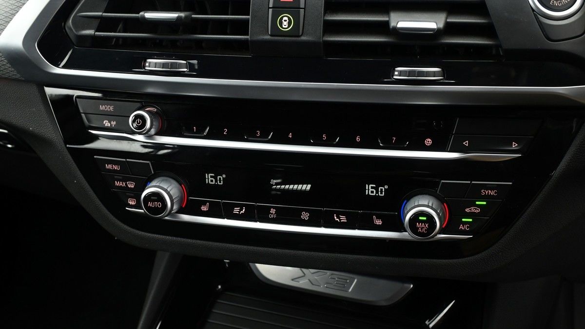 BMW X3 Image 12