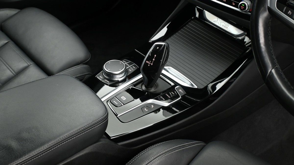 BMW X3 Image 2