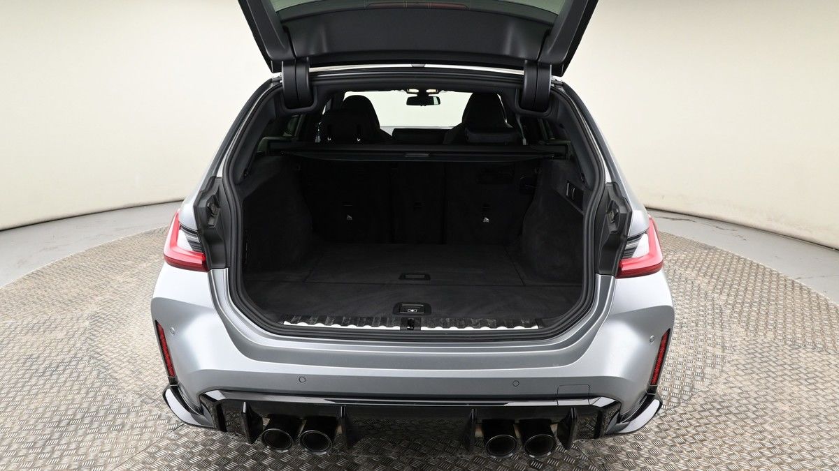 BMW M3 Competition Image 10