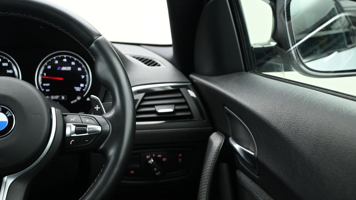 BMW M2 Image 15