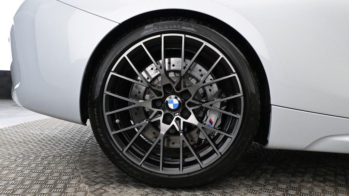 BMW M2 Image 8