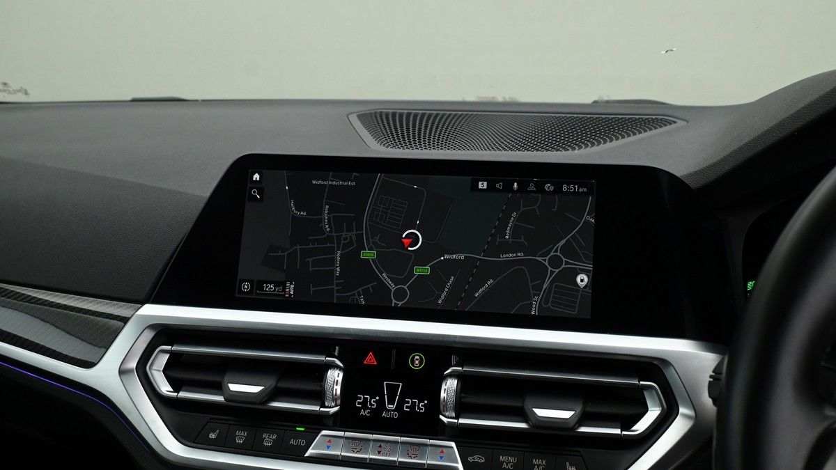 BMW M4 Competition Image 10