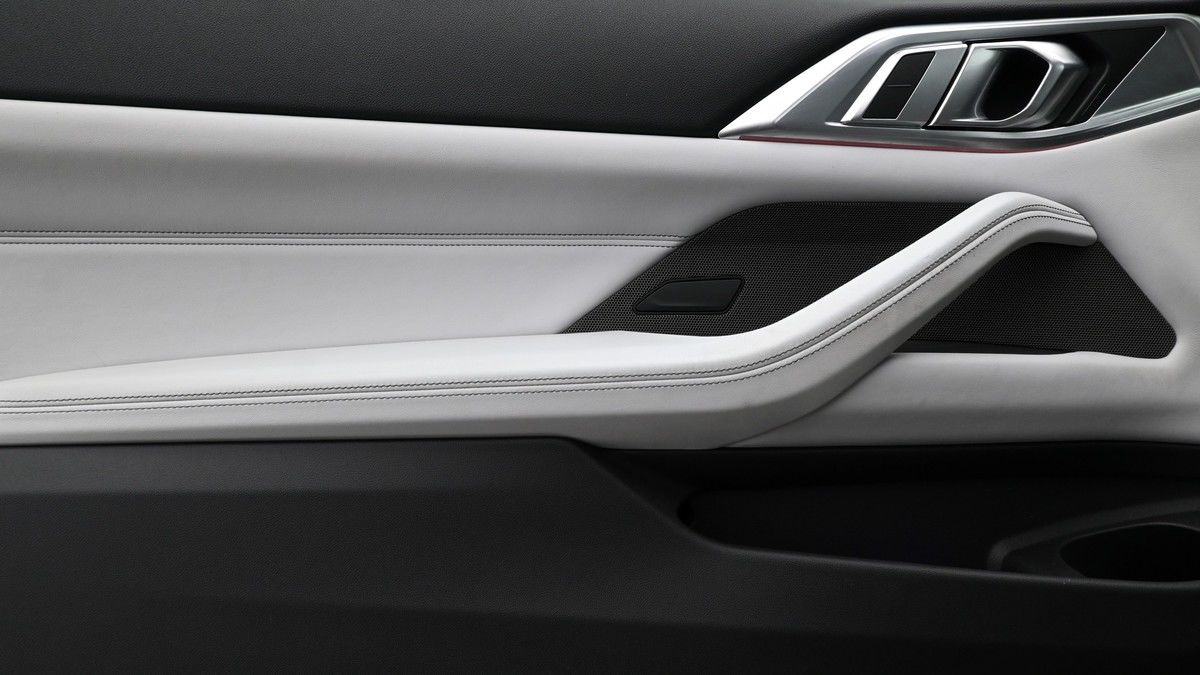 BMW M4 Competition Image 12