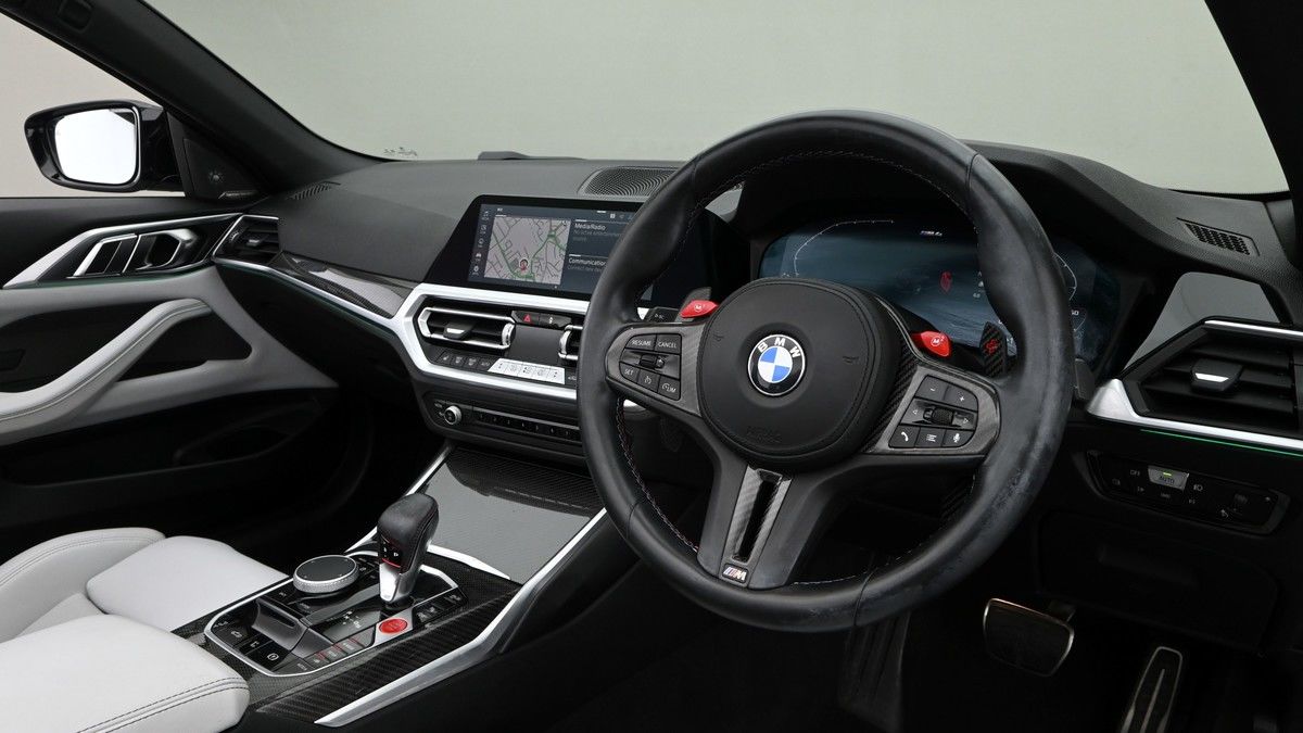 BMW M4 Image 3