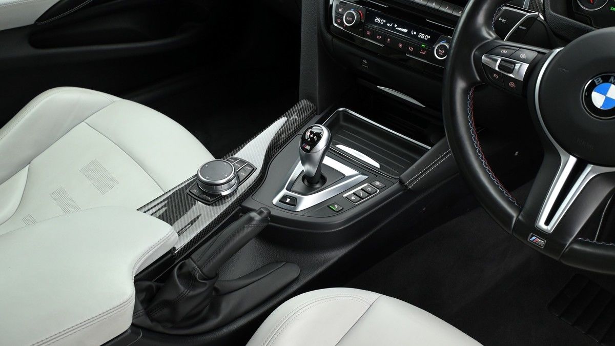 BMW M4 Image 2