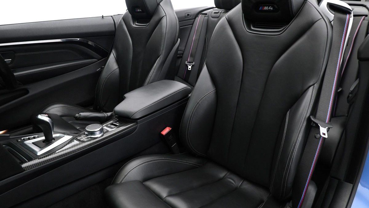 BMW M4 Image 3