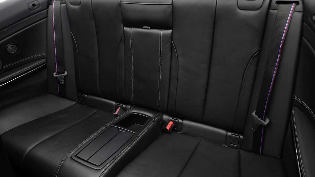 BMW M4 Image 4