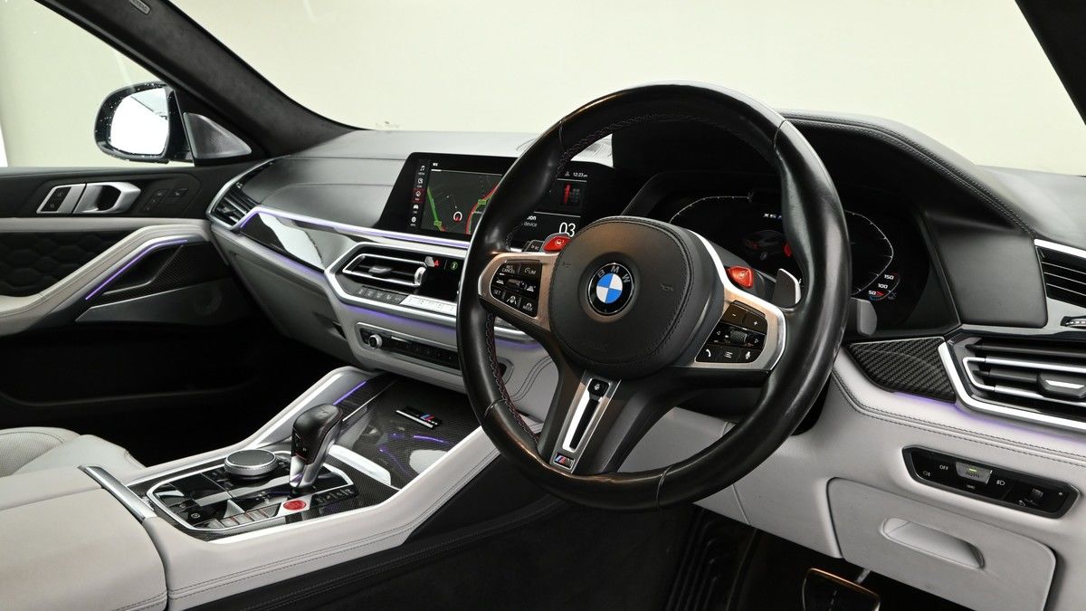 More views of BMW X6 M