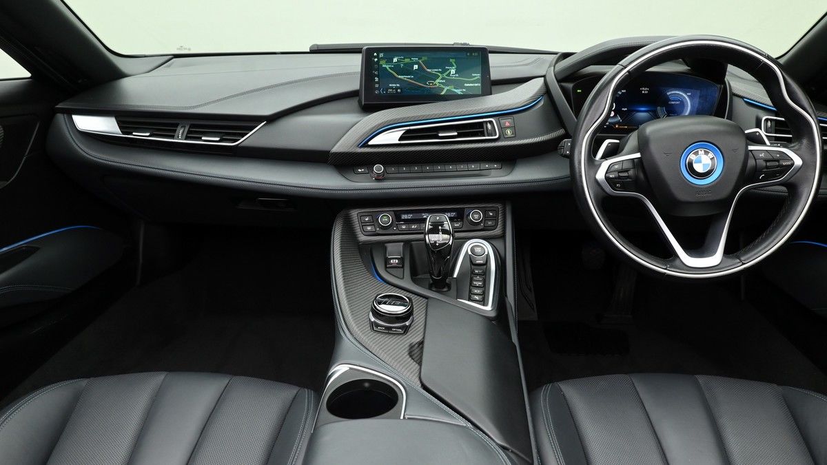 BMW i8 Image 11