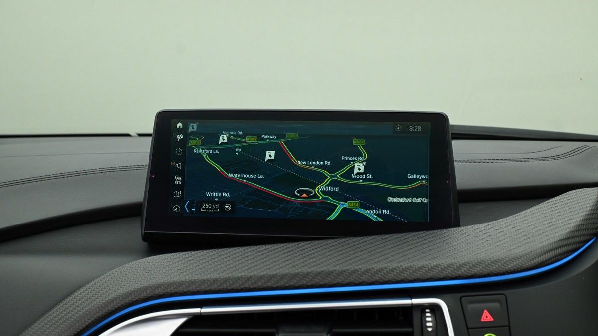 BMW i8 Image 8