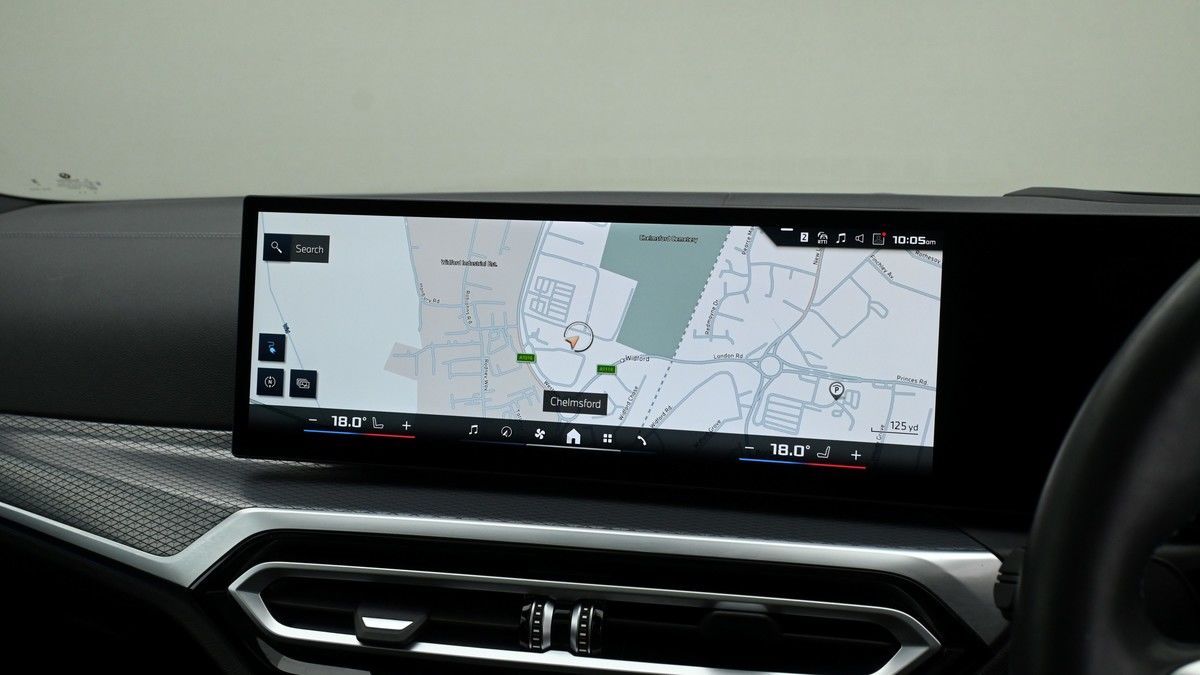 BMW i4 Image 11