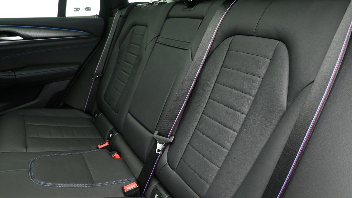 BMW iX3 Image 5