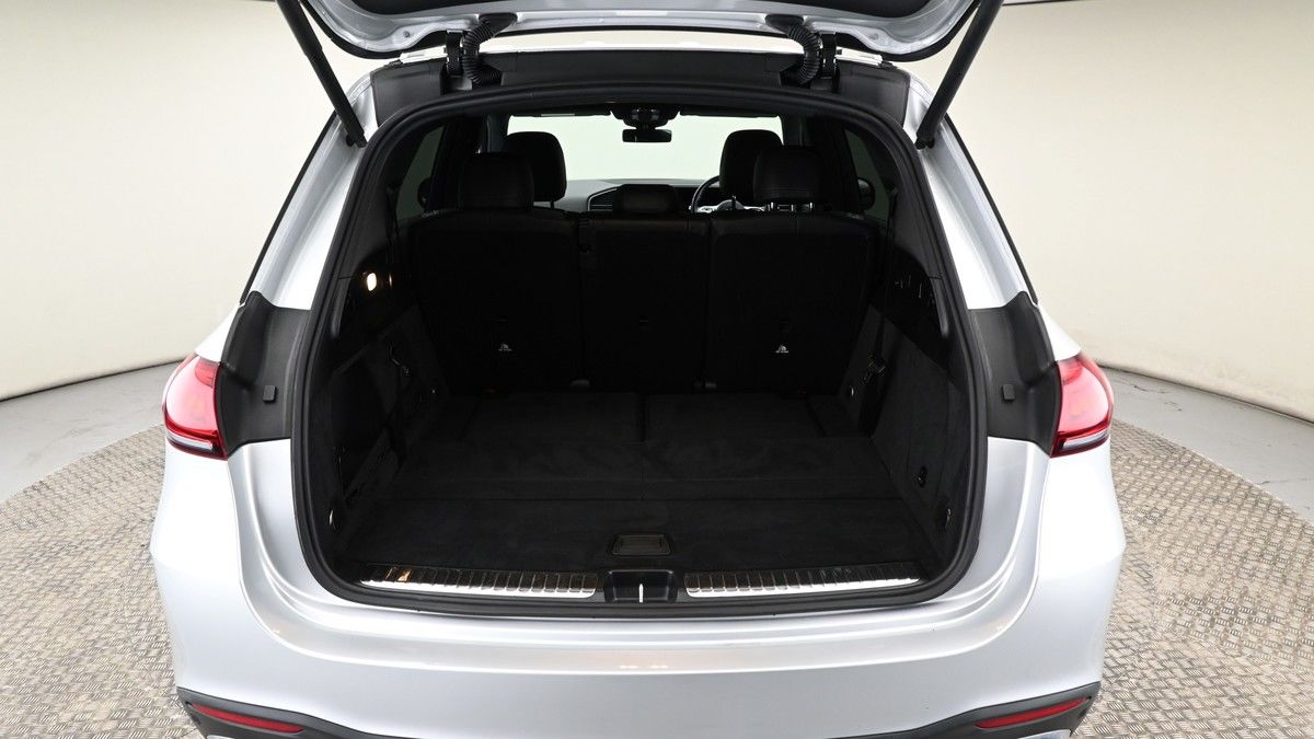 Mercedes-Benz GLE Image 9