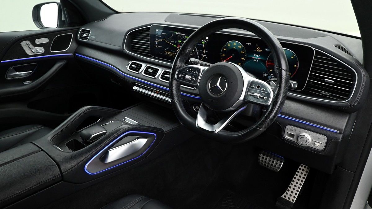 Mercedes-Benz GLE Image 3