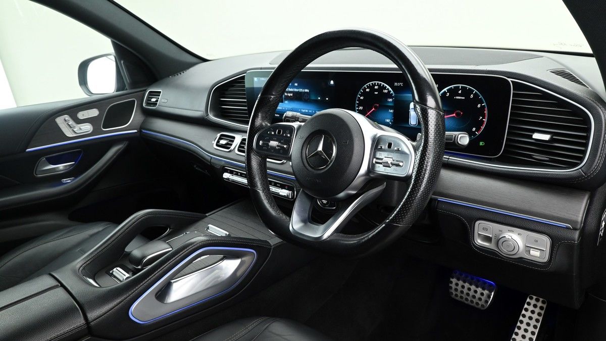 Mercedes-Benz GLE Image 3