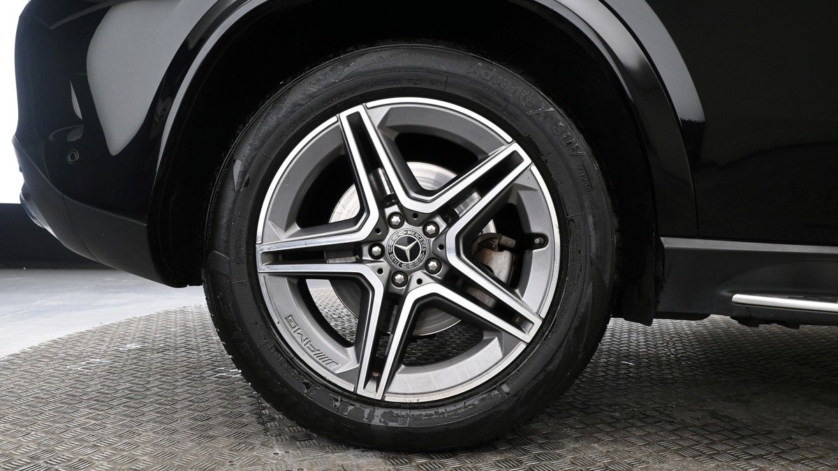 Mercedes-Benz GLE Image 9