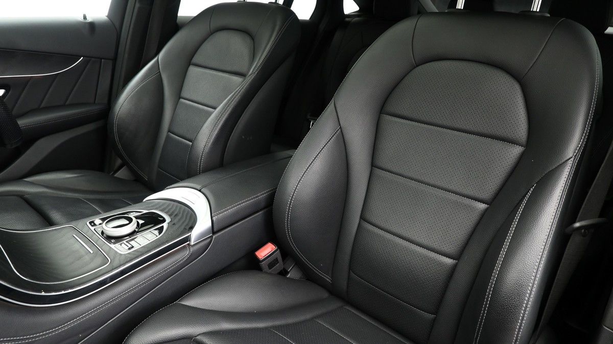 Mercedes-Benz GLC Image 4