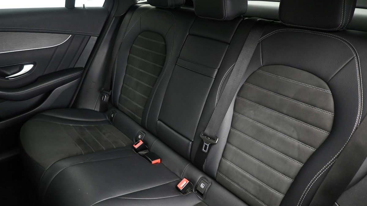 Mercedes-Benz GLC Image 13