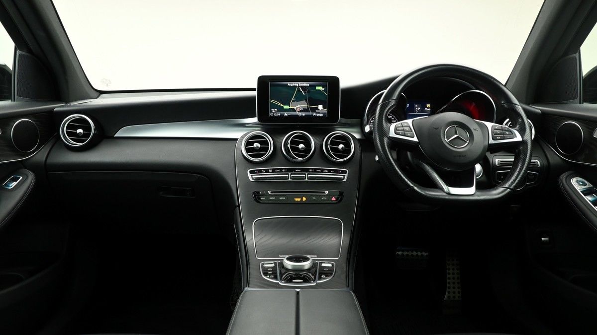 Mercedes-Benz GLC Image 14