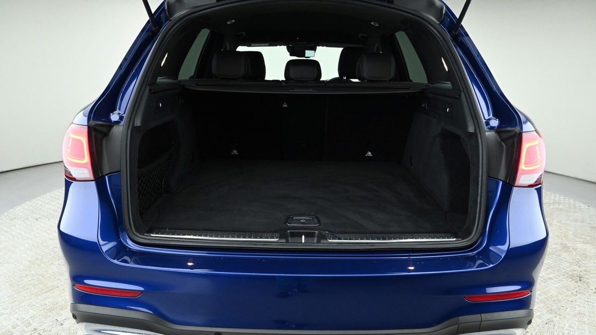 Mercedes-Benz GLC Image 10