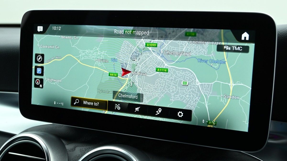 Mercedes-Benz GLC Image 11