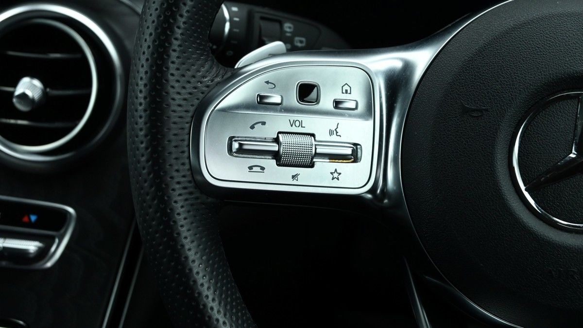 Mercedes-Benz GLC Image 15