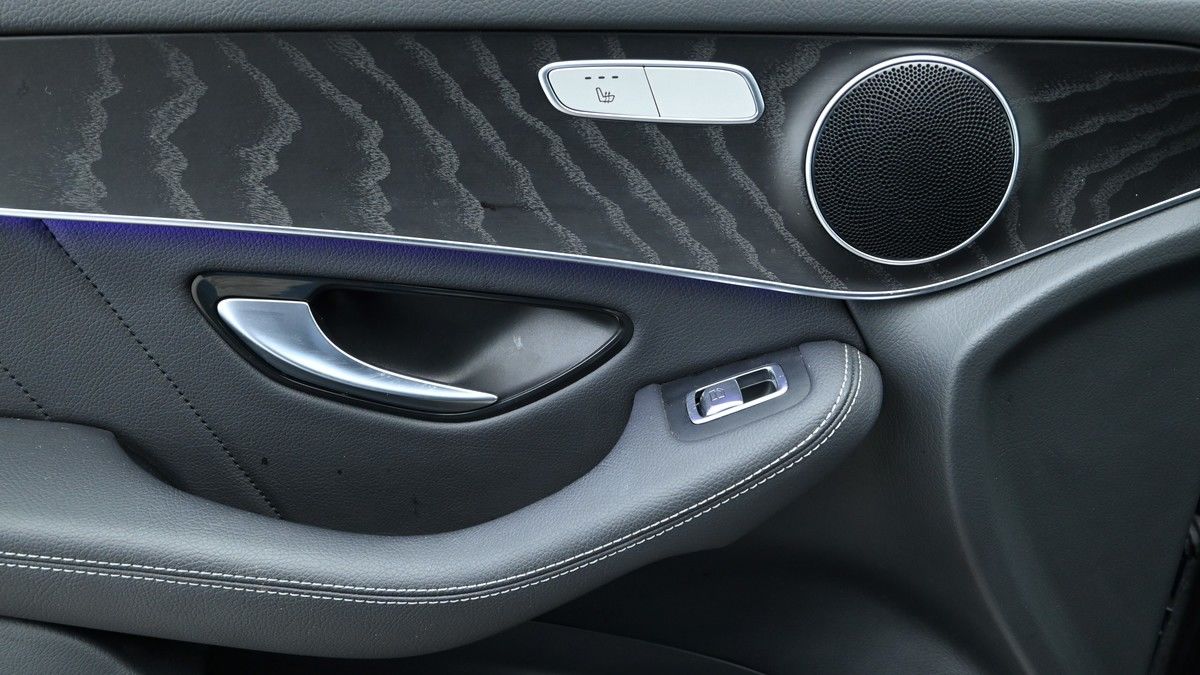 Mercedes-Benz GLC Image 13