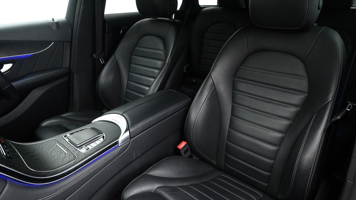 Mercedes-Benz GLC Image 3