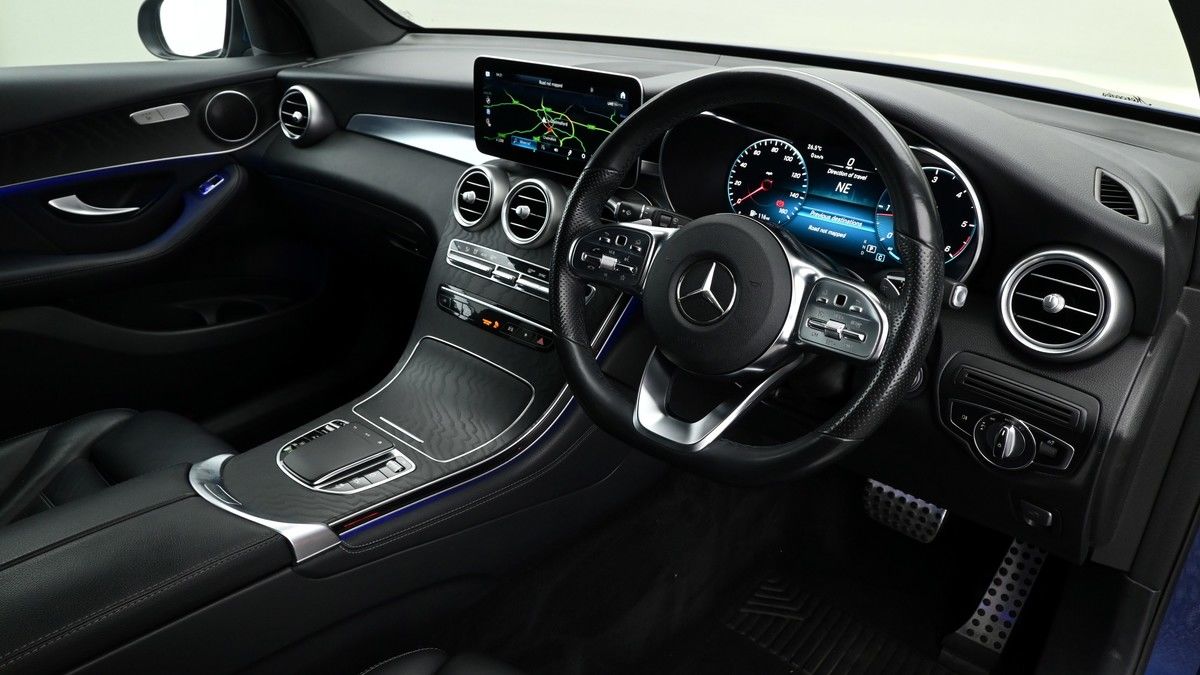 Mercedes-Benz GLC Image 2