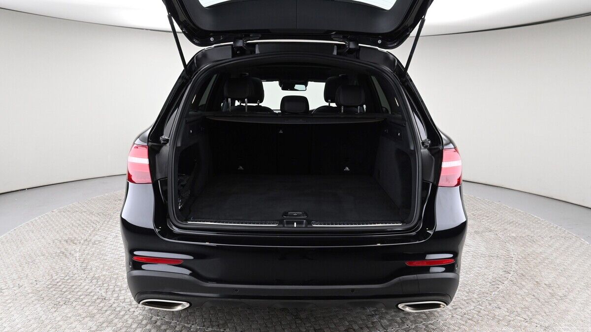 Mercedes-Benz GLC Image 10