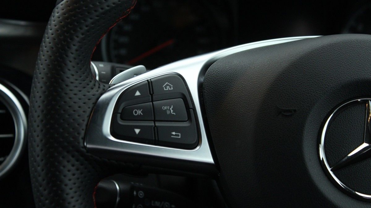 Mercedes-Benz GLC Image 15