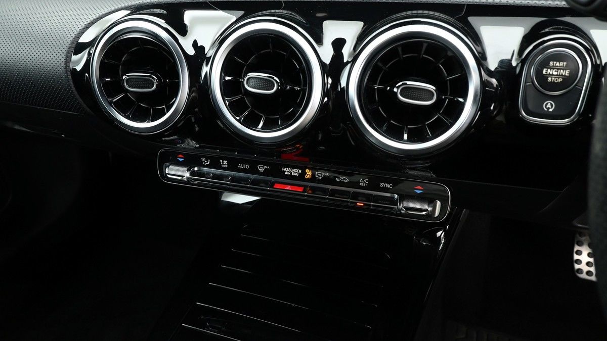 Mercedes-Benz A Class Image 12