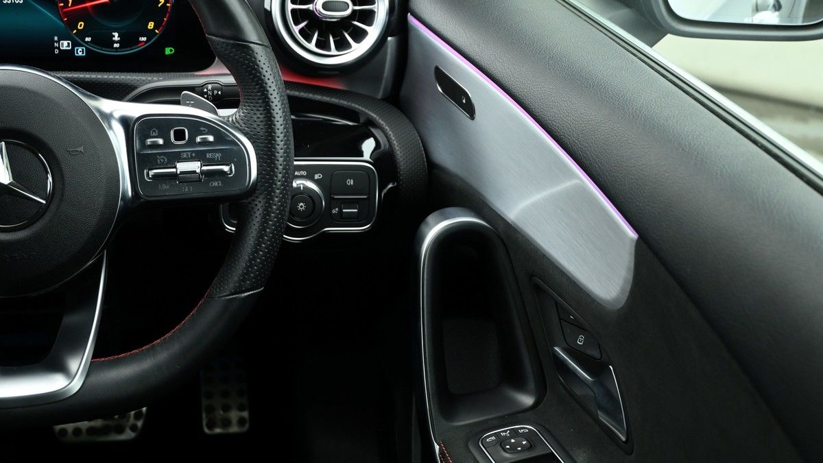 Mercedes-Benz A Class Image 16