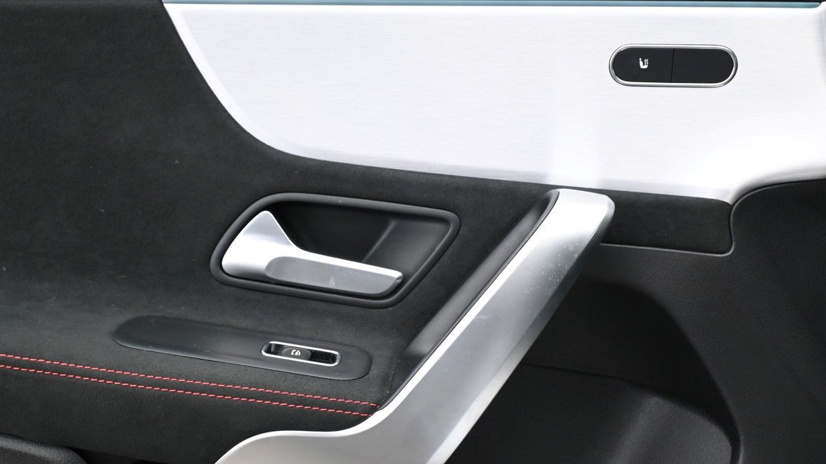 Mercedes-Benz A Class Image 13