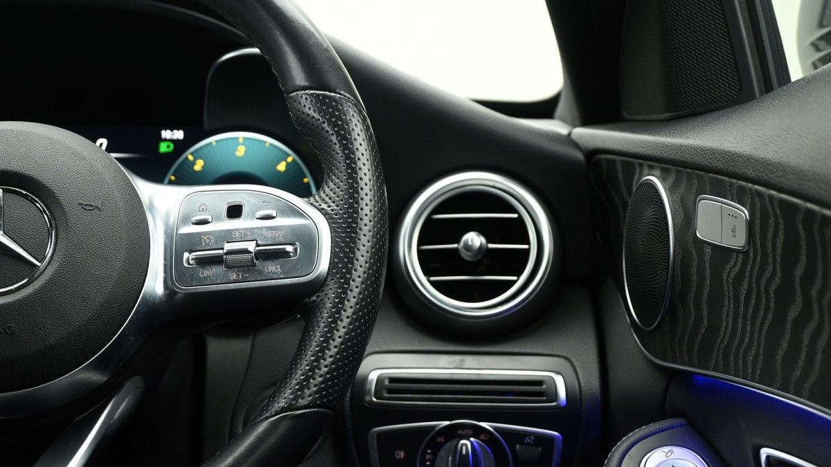 Mercedes-Benz C Class Image 15