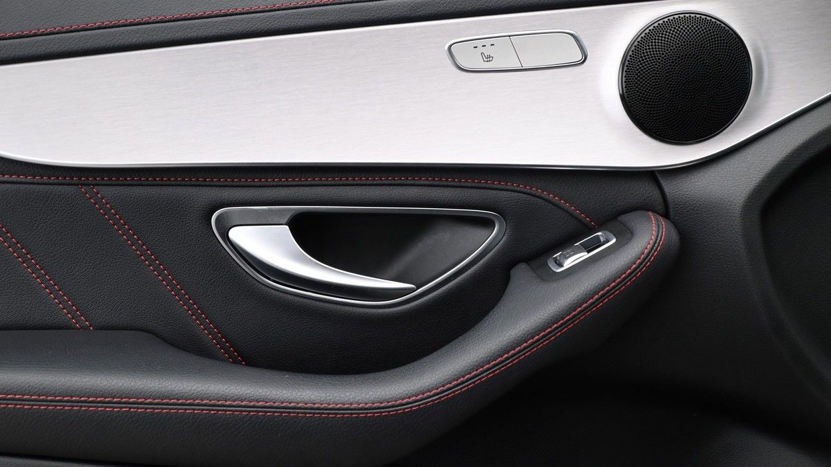Mercedes-Benz C Class Image 13