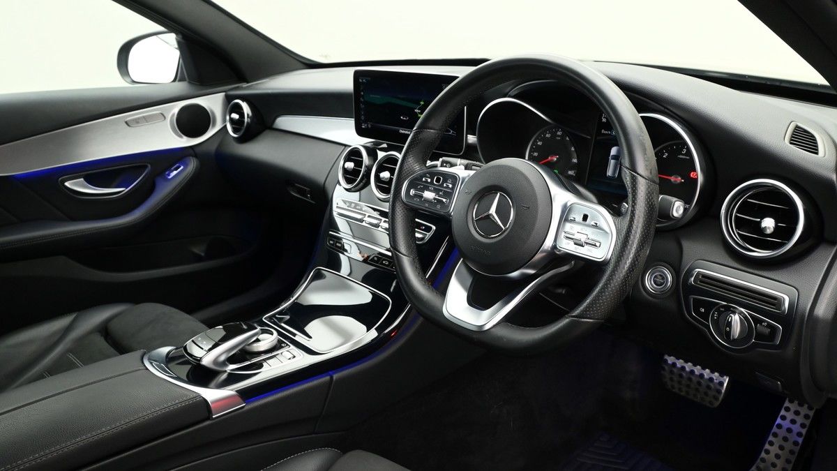 Mercedes-Benz C Class Image 3