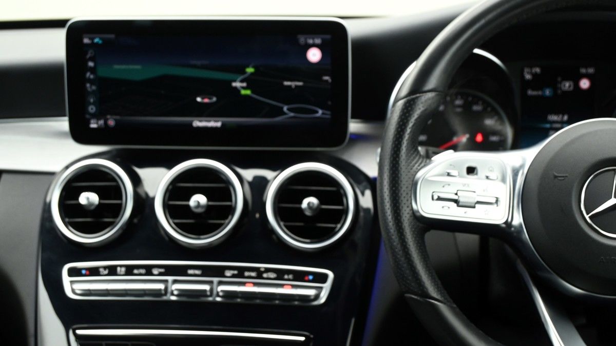 Mercedes-Benz C Class Image 15