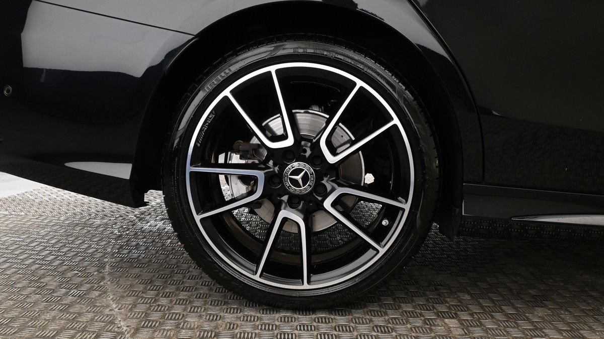 Mercedes-Benz C Class Image 9