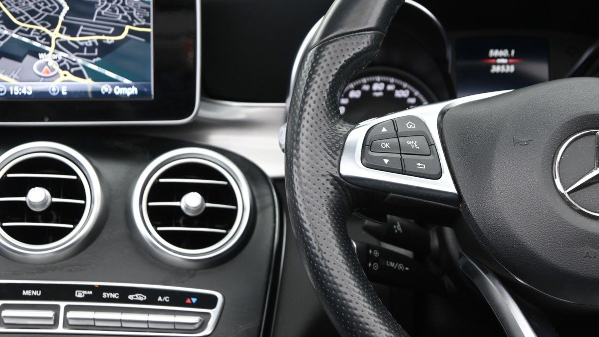 Mercedes-Benz C Class Image 14