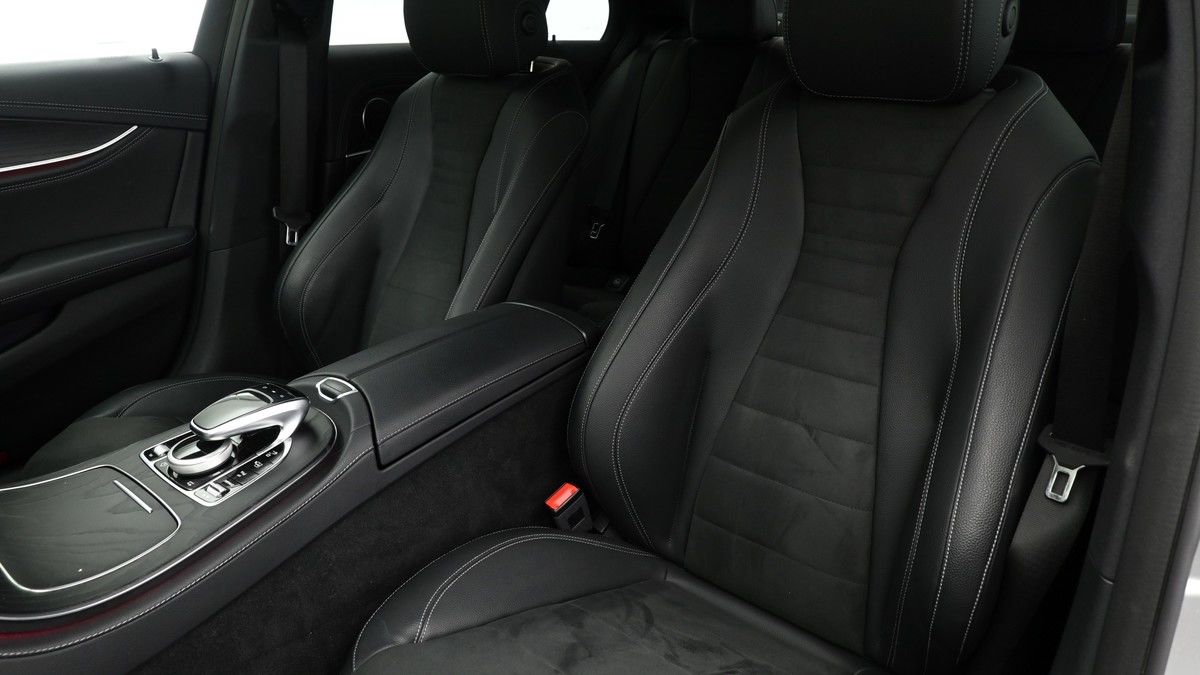 Mercedes-Benz E Class Image 3