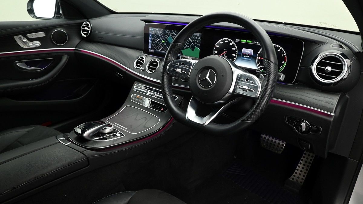 Mercedes-Benz E Class Image 2
