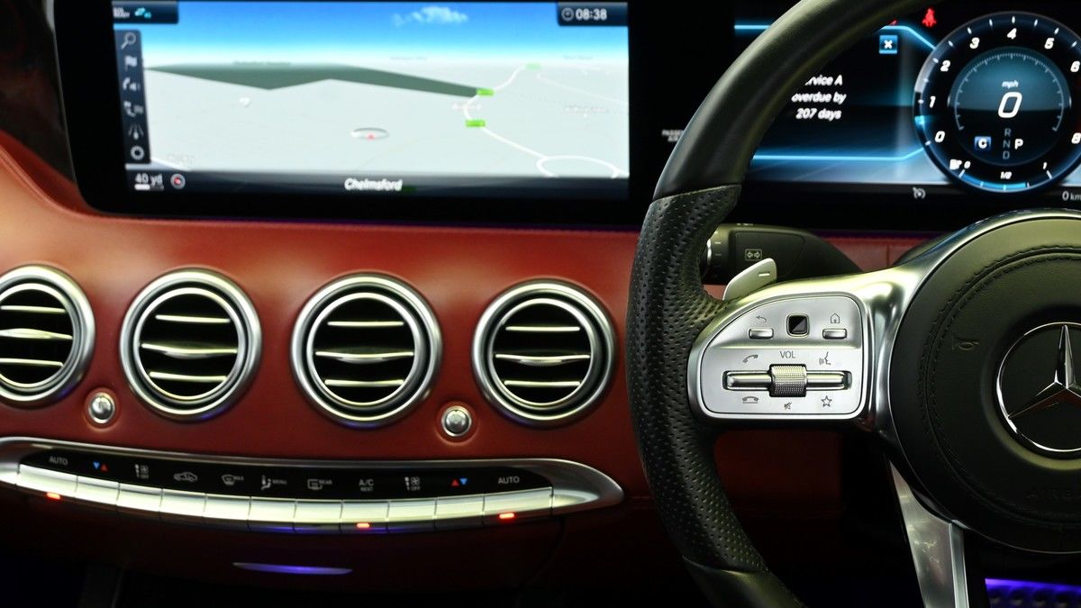 Mercedes-Benz S Class Image 15
