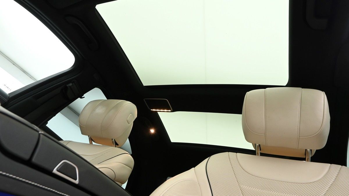 Mercedes-Benz S Class Image 2