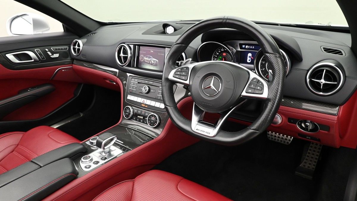 Mercedes-Benz SL Image 3